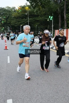 Runner Photo 4297715