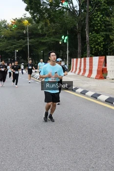 Runner Photo 4297733
