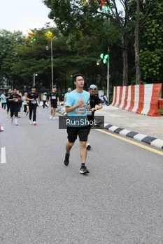 Runner Photo 4297737