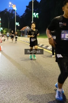 Runner Photo 4297746