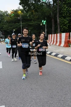 Runner Photo 4297750