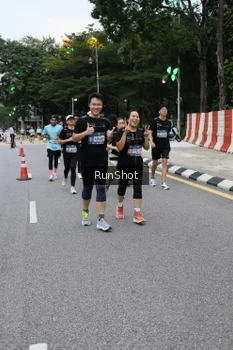 Runner Photo 4297753