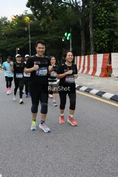 Runner Photo 4297757