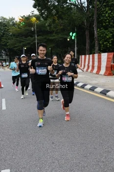 Runner Photo 4297758