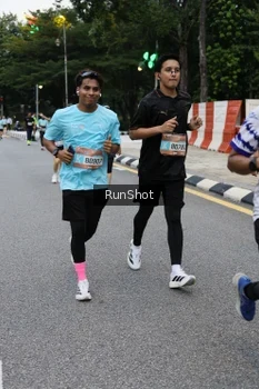 Runner Photo 4297785