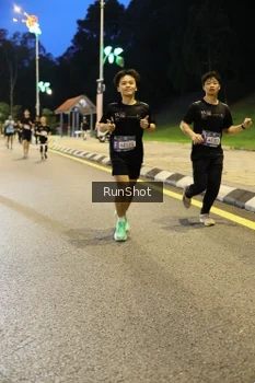 Runner Photo 4297793