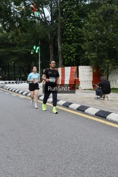 Runner Photo 4297832