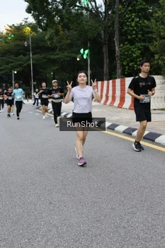 Runner Photo 4297846