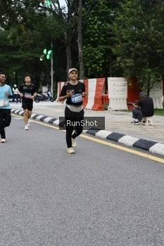 Runner Photo 4297847
