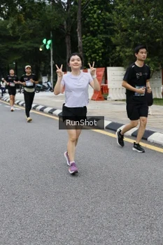 Runner Photo 4297849