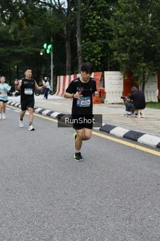 Runner Photo 4297870