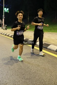 Runner Photo 4297873