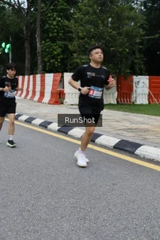 Runner Photo 4297874