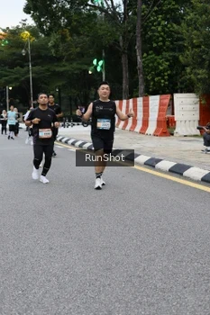 Runner Photo 4297880