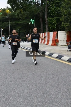 Runner Photo 4297883