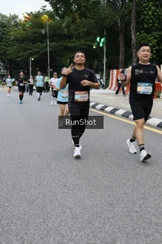 Runner Photo 4297893