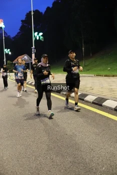 Runner Photo 4297894