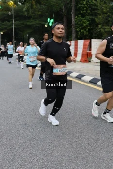 Runner Photo 4297901