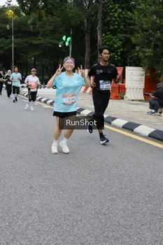 Runner Photo 4297905