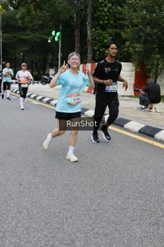 Runner Photo 4297908