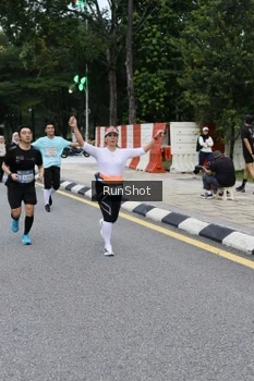 Runner Photo 4297913