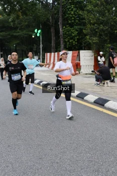 Runner Photo 4297914