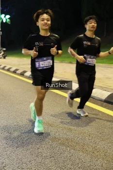 Runner Photo 4297917