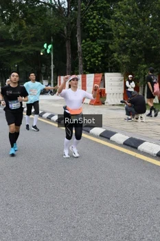 Runner Photo 4297923