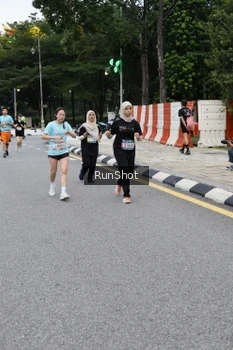 Runner Photo 4297941