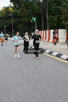 Runner Photo 4297946