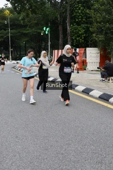 Runner Photo 4297957