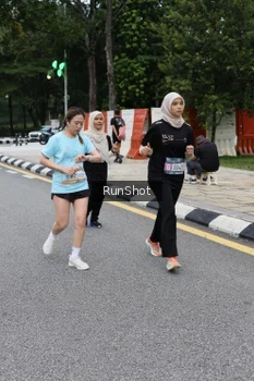 Runner Photo 4297963