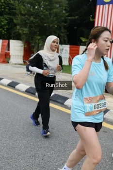 Runner Photo 4297965