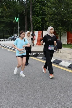 Runner Photo 4297968