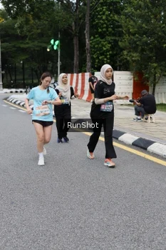 Runner Photo 4297973