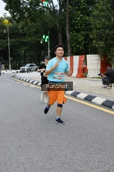 Runner Photo 4297976