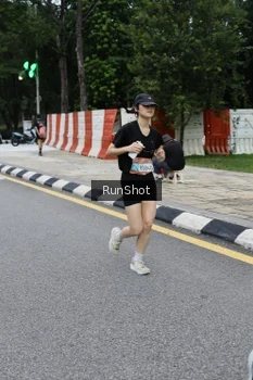 Runner Photo 4297996