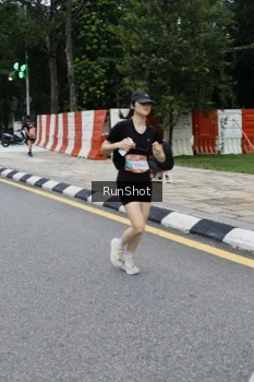 Runner Photo 4297998
