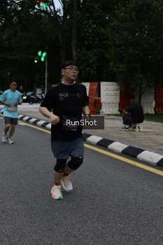 Runner Photo 4298001