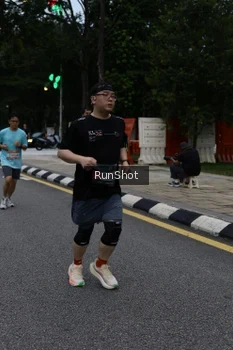 Runner Photo 4298006