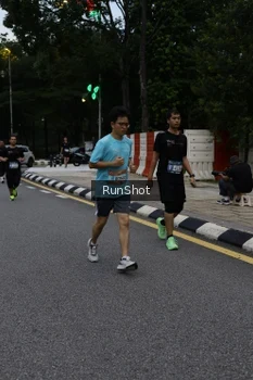 Runner Photo 4298007