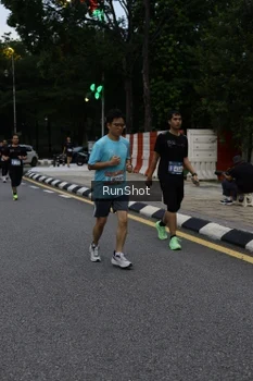 Runner Photo 4298009