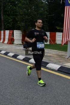 Runner Photo 4298011