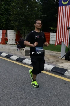 Runner Photo 4298013