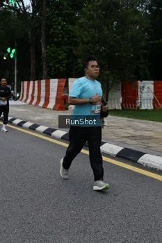 Runner Photo 4298019
