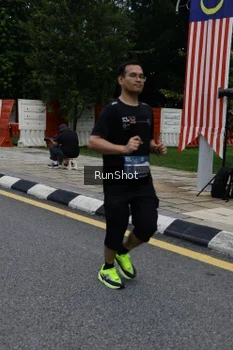 Runner Photo 4298021