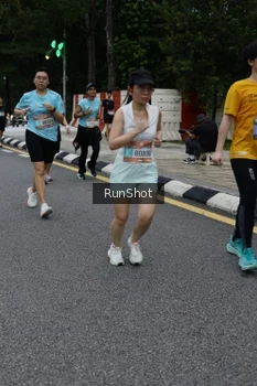 Runner Photo 4298038