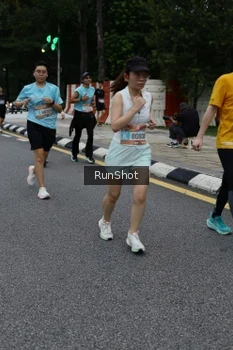 Runner Photo 4298040
