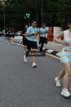 Runner Photo 4298042