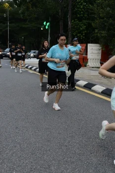 Runner Photo 4298044